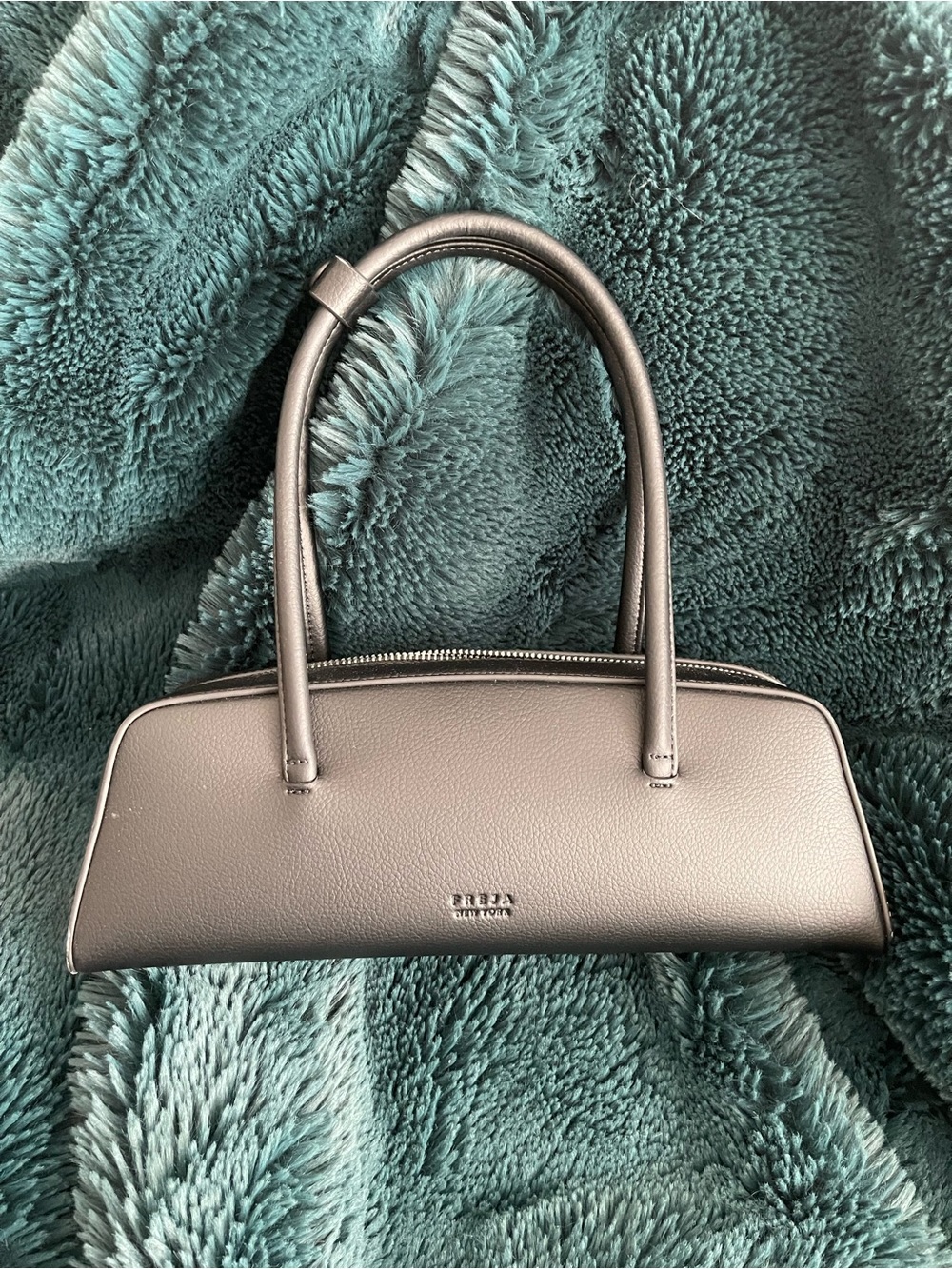 Freja Black Mercer Shoulder Bag